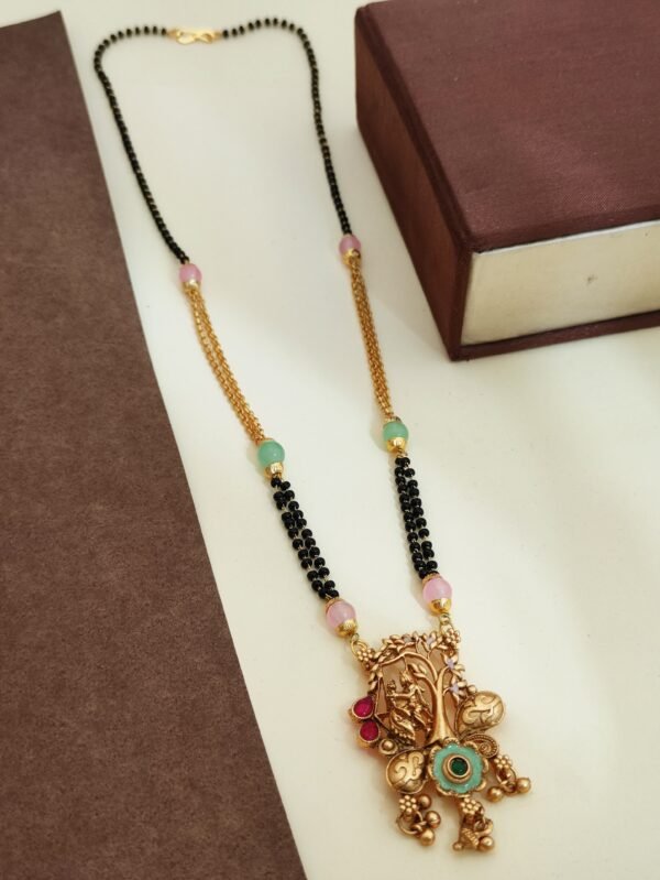 beautiful and Elegant mangalsutra with delicate design